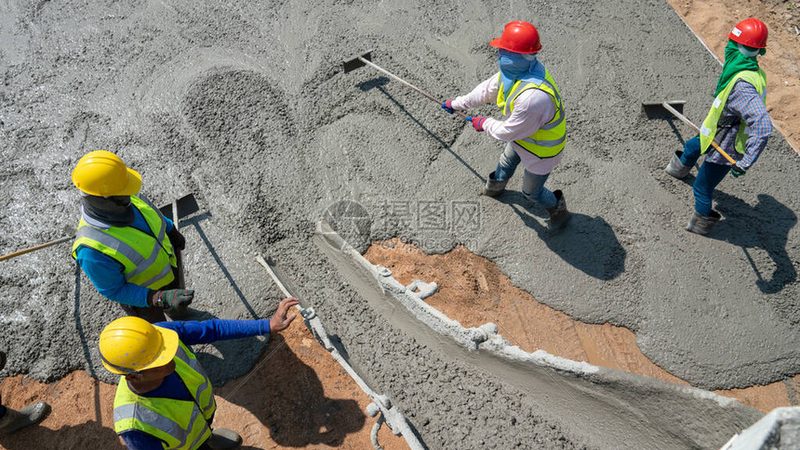 建筑工程施工资质加盟：如何选择本地优质公司**